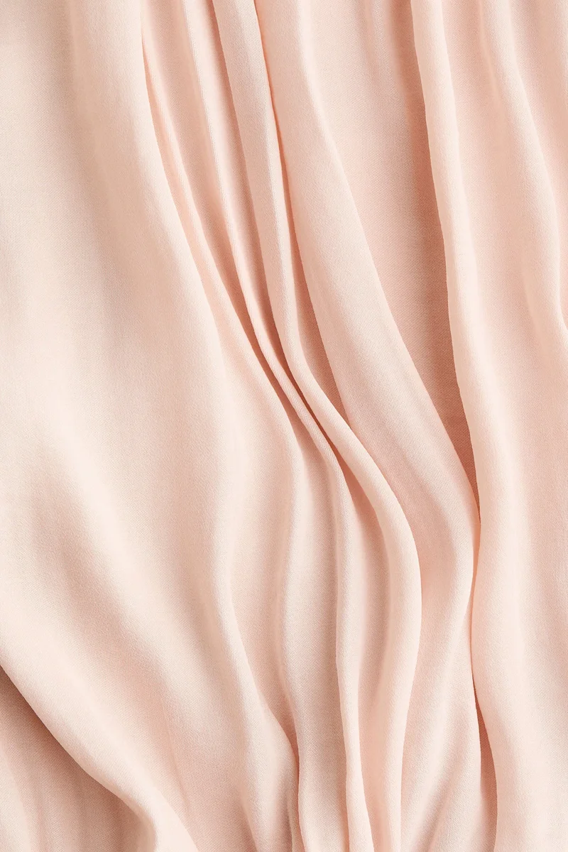 اتش اند ام فستان منسدل مزين بعقدة